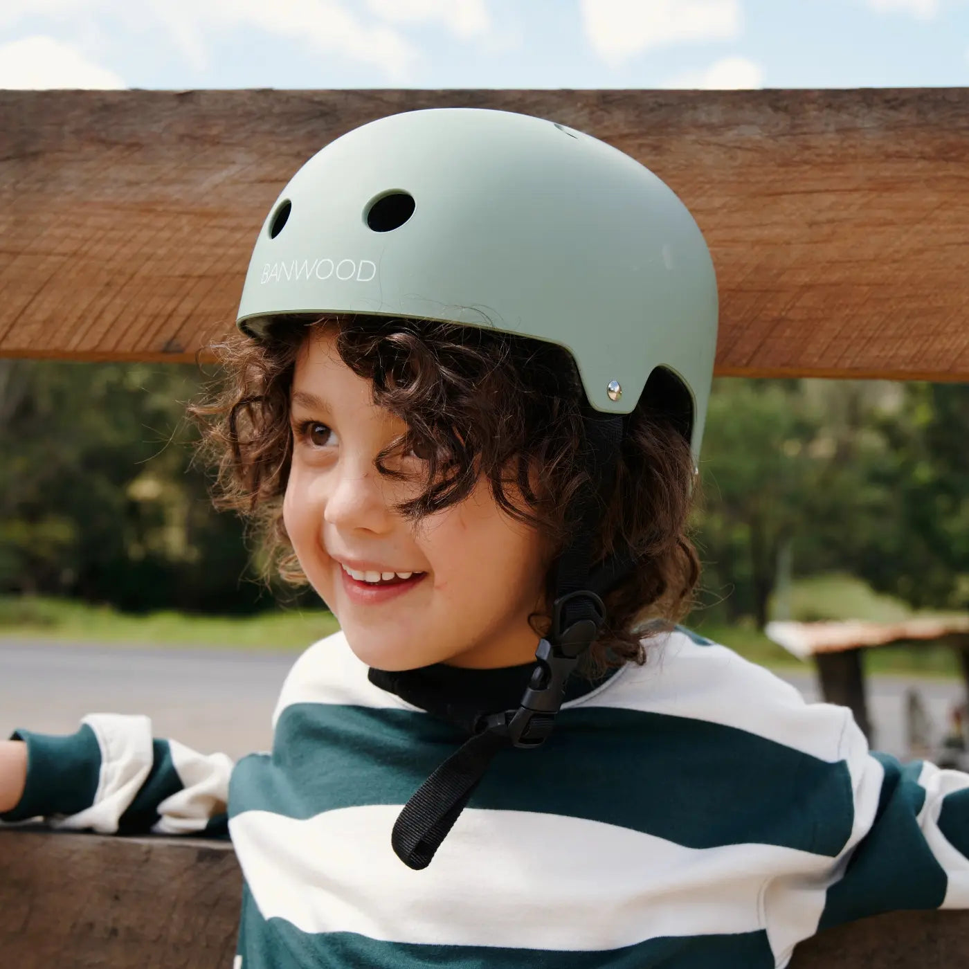 Classic Helmet Banwood - Matte Forest St