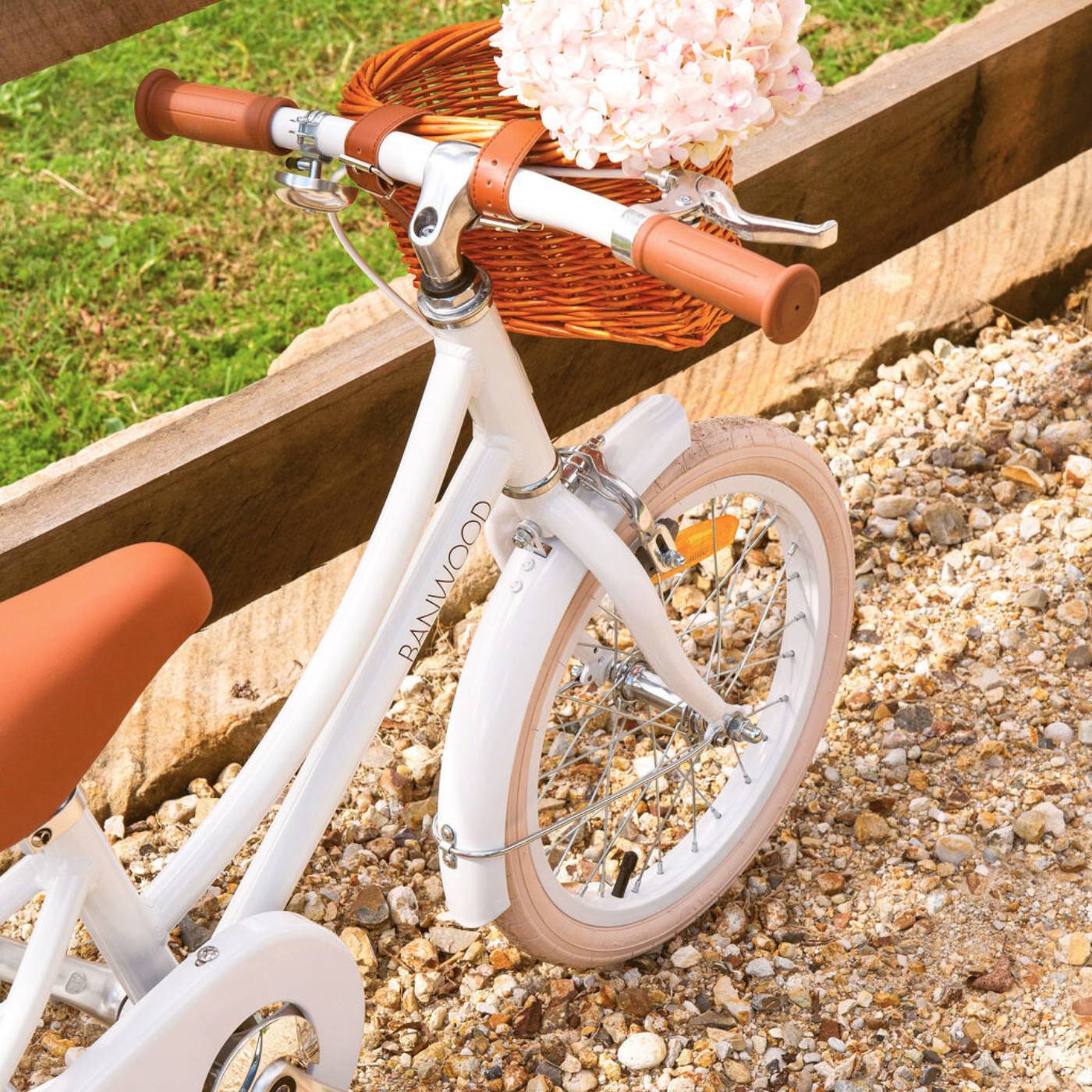 Classic bike - White